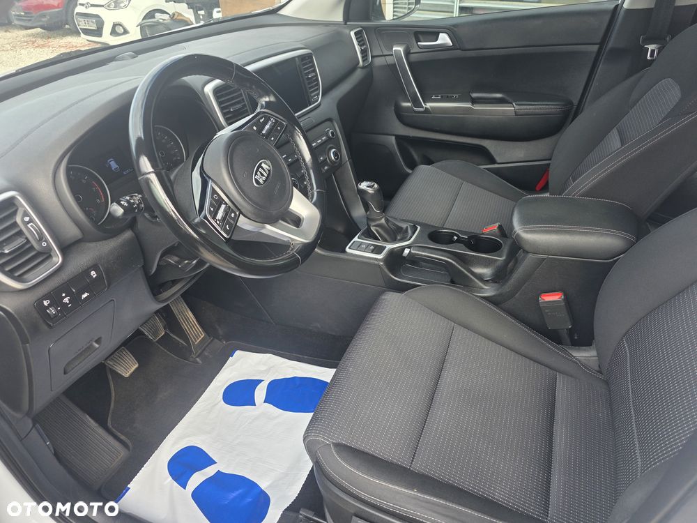 Kia Sportage 1.6 T-GDI 2WD VISION - 14