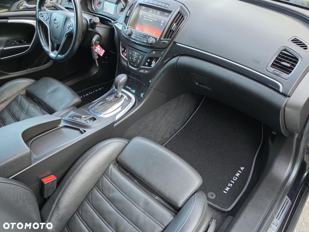 Opel Insignia 2.0 Turbo 4x4 Sport - 27