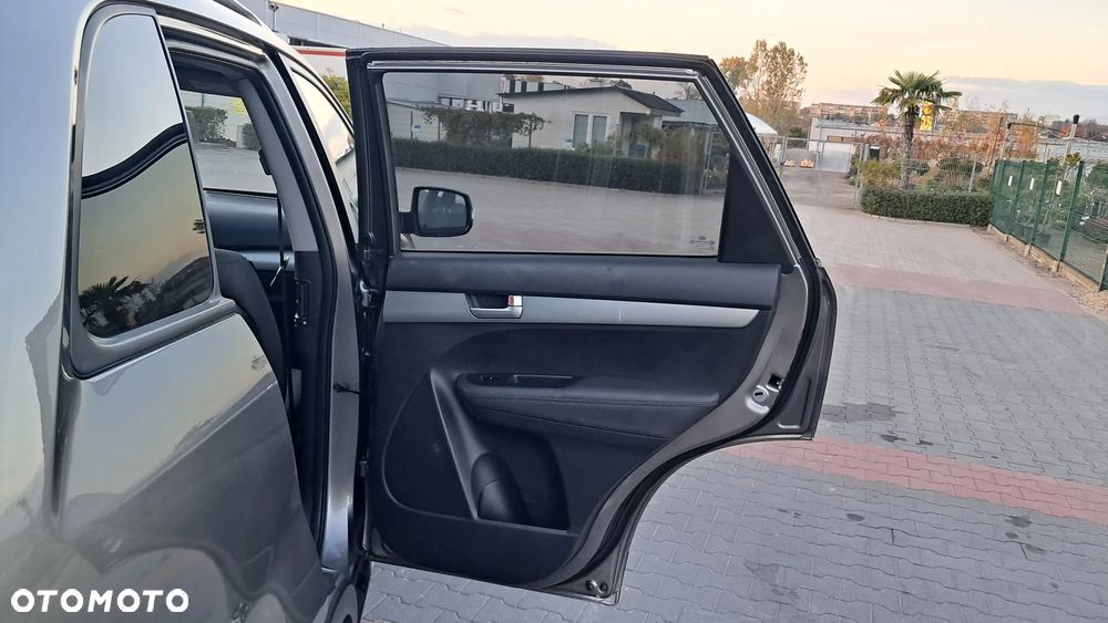 Kia Sorento 2.4 CVVT Attract - 10