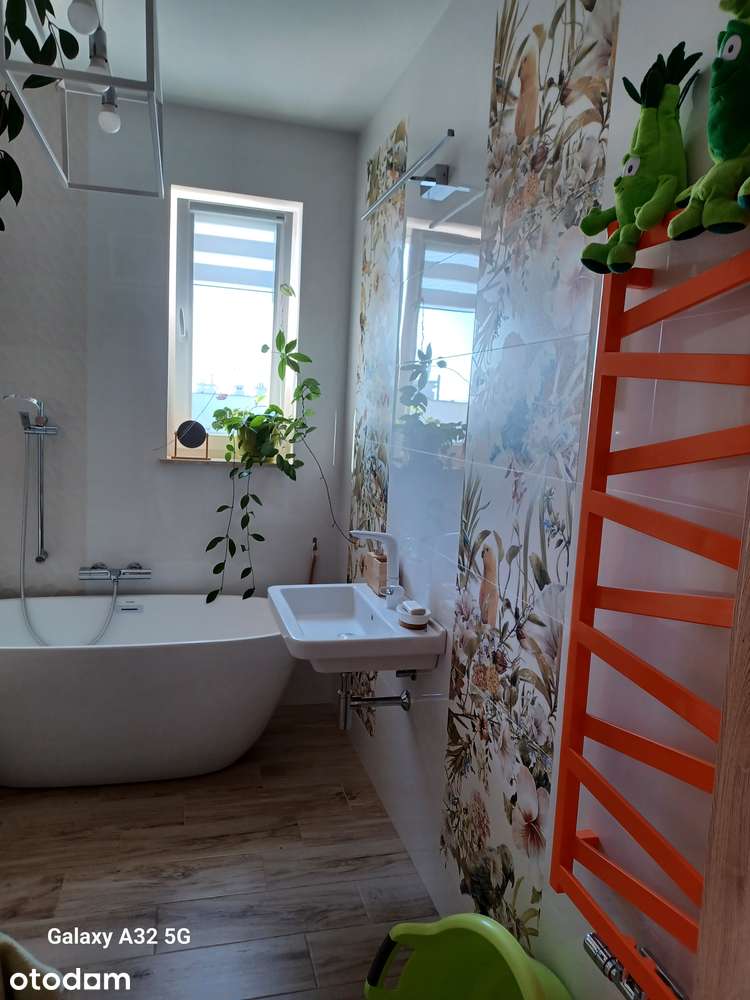 DUŻY APARTAMENT Z MOŻLIWOŚCIĄ ROZDZIELENIA+HALA GARAŻOWA 30m2 +TARASY