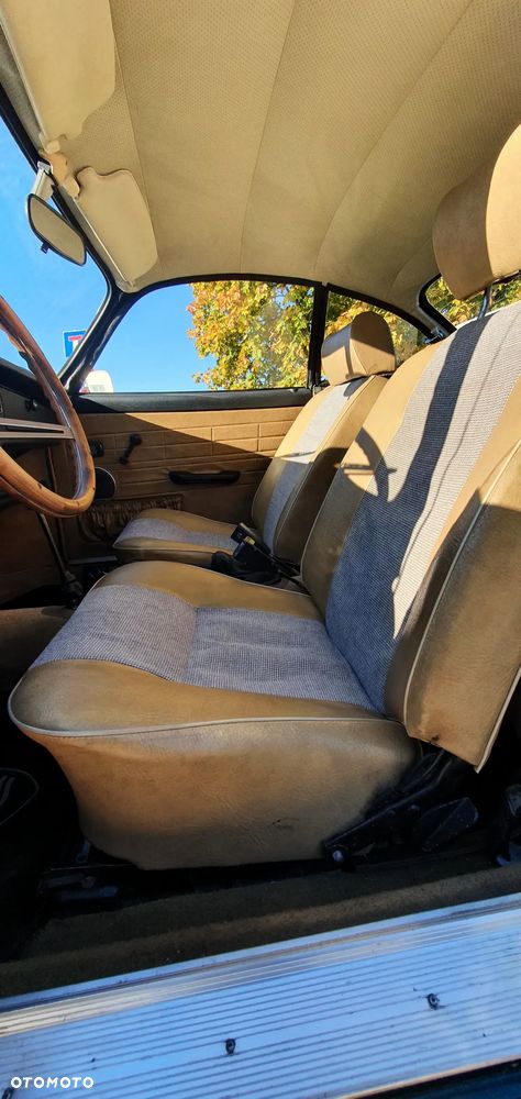 Volkswagen Karmann Ghia - 8