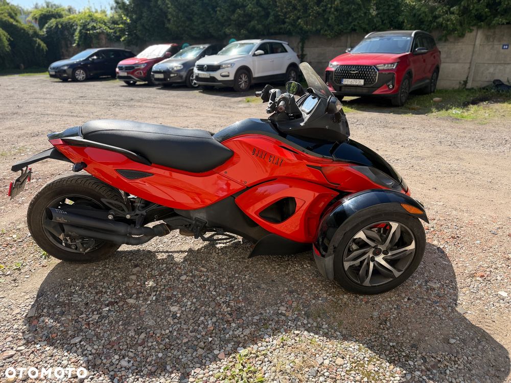 Can-Am Spyder - 5