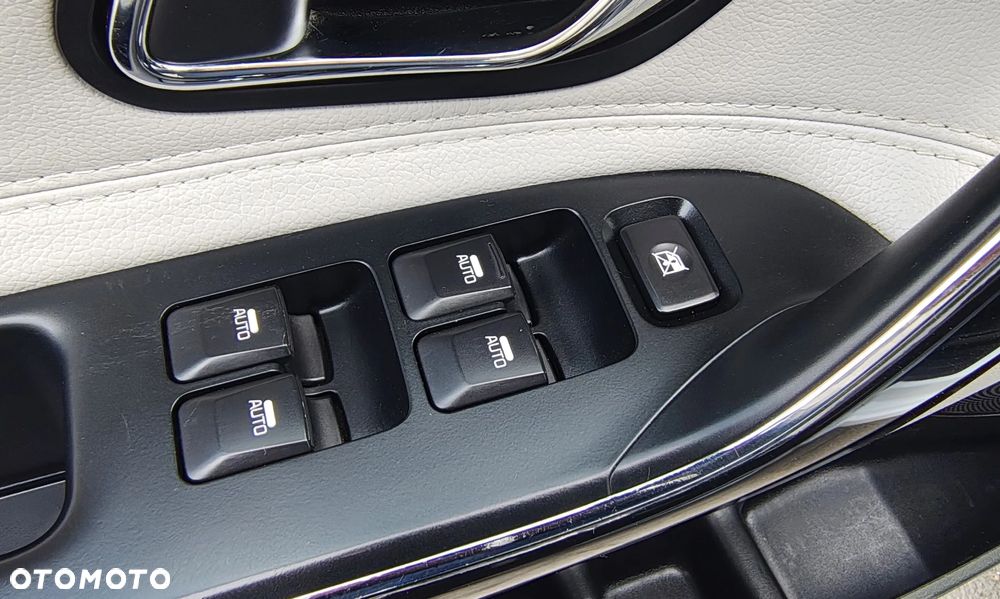 Kia Ceed 1.6 GDI Platinum Edition - 22