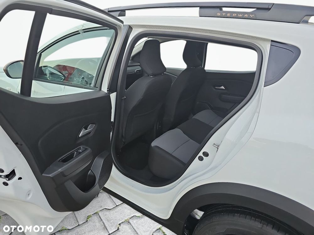 Dacia Sandero Stepway - 14