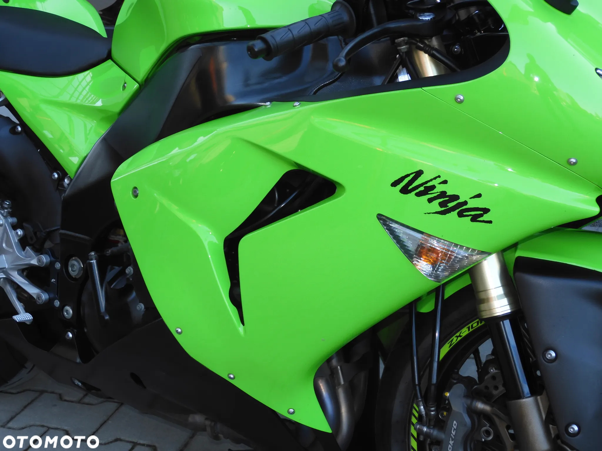 Kawasaki Ninja - 4
