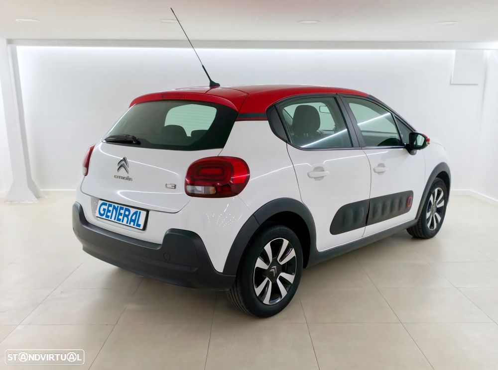 Citroën C3 1.2 PureTech Shine - 3