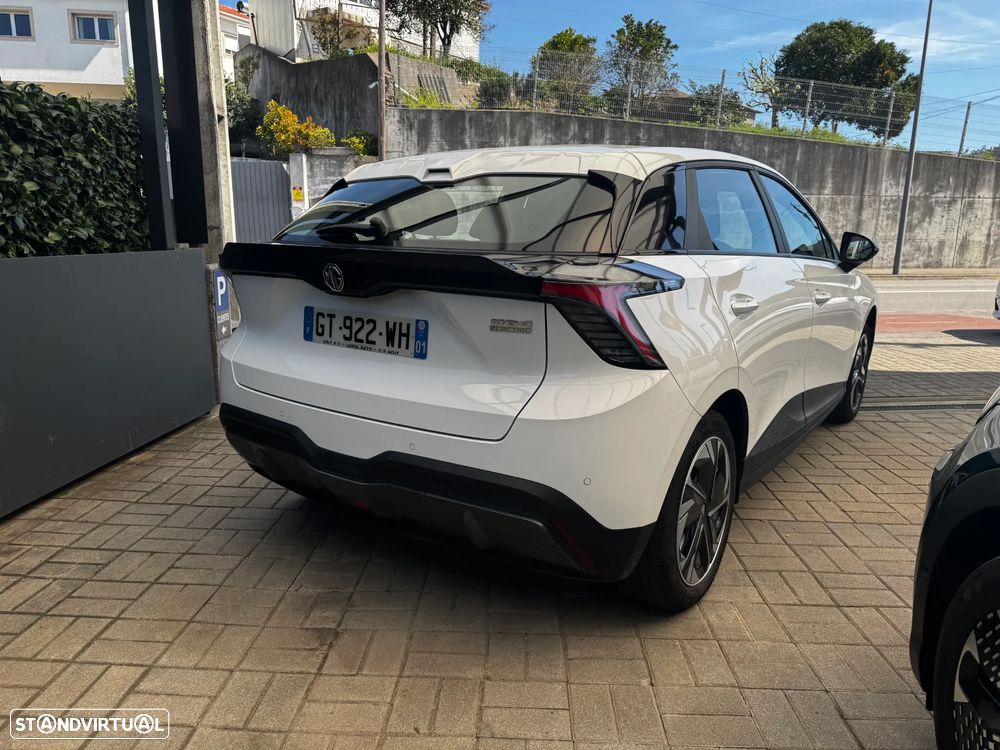 MG MG4 4 Standard - 3