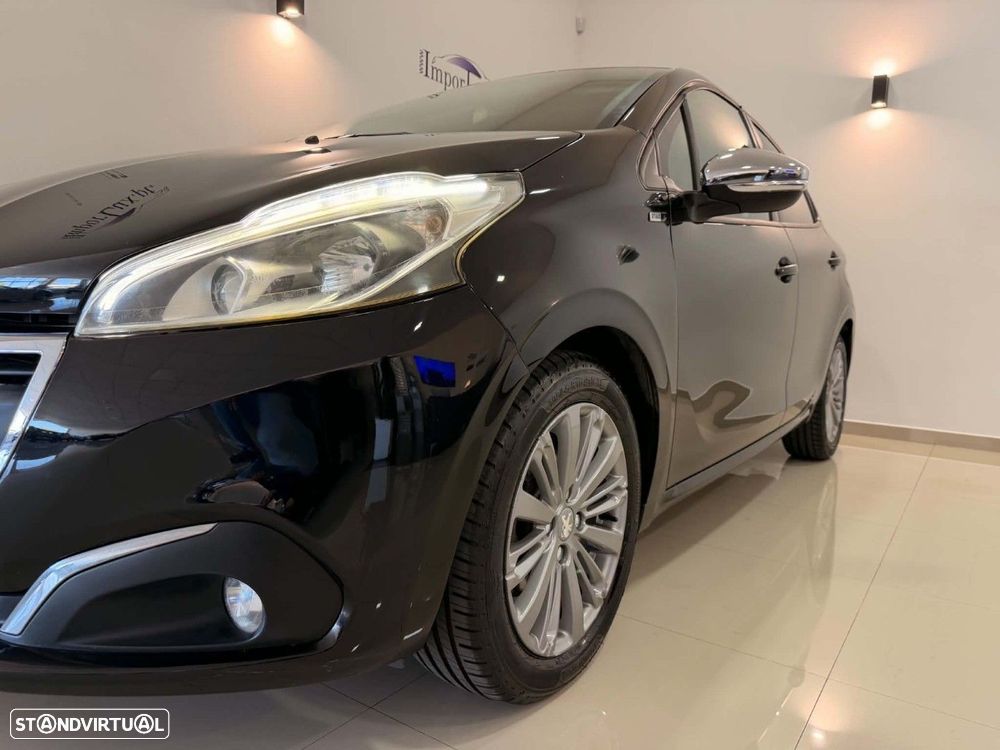 Peugeot 208 1.6 BlueHDi Style - 4