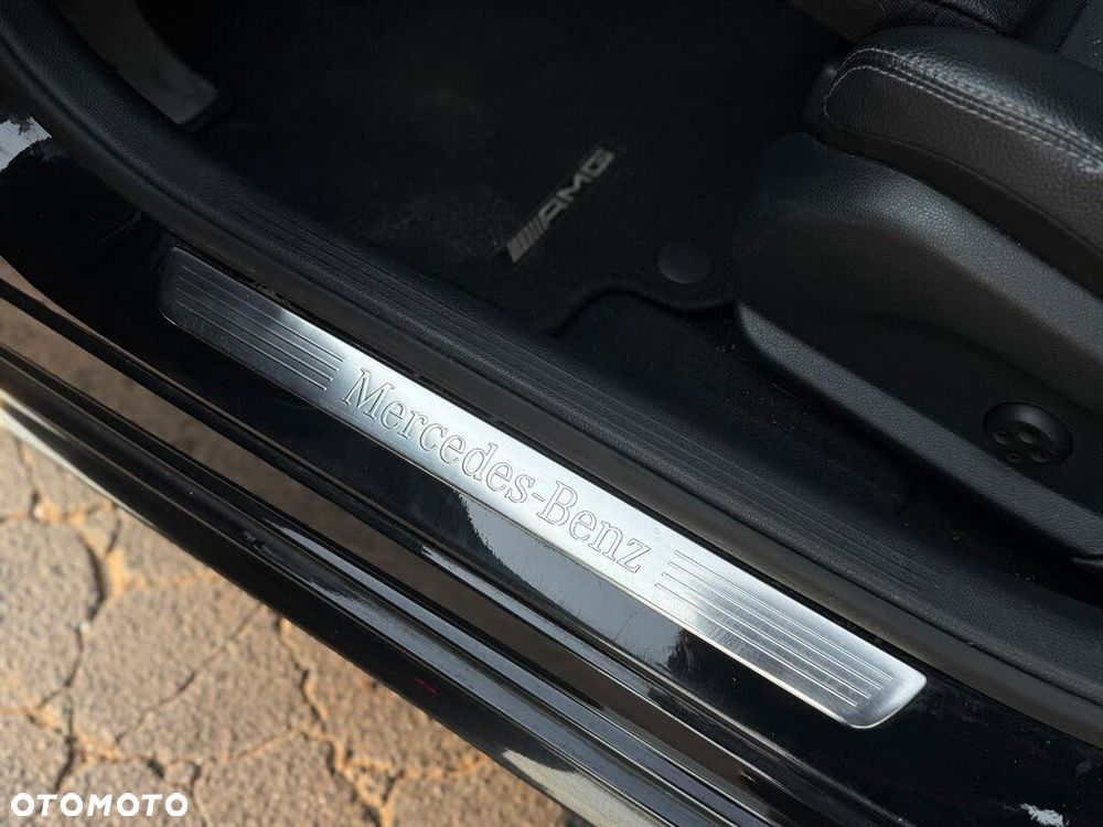 Mercedes-Benz Klasa C 300 9G-TRONIC - 21
