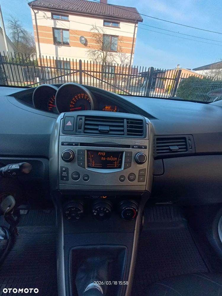 Toyota Verso 1.6 Edition - 26