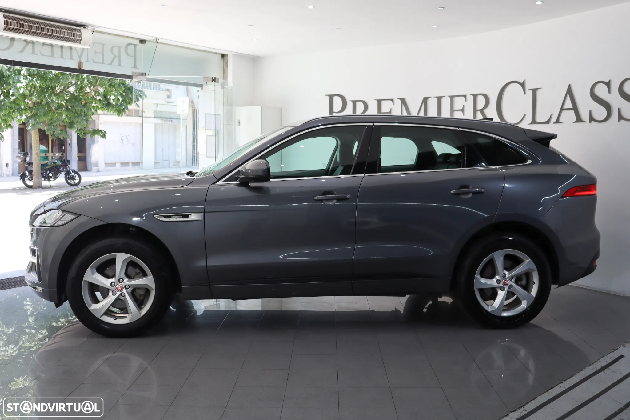Jaguar F-Pace 2.0 i4D R-Sport Aut. - 26