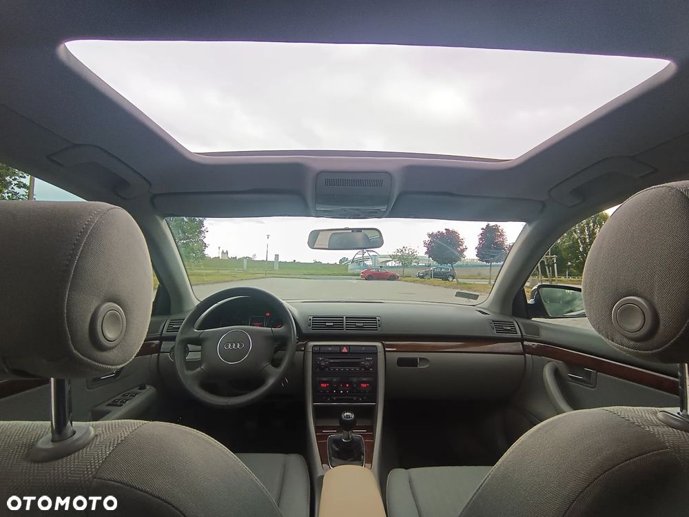 Audi A4 Avant 1.8 T - 10