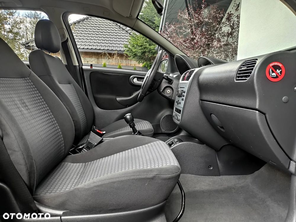 Opel Corsa - 9
