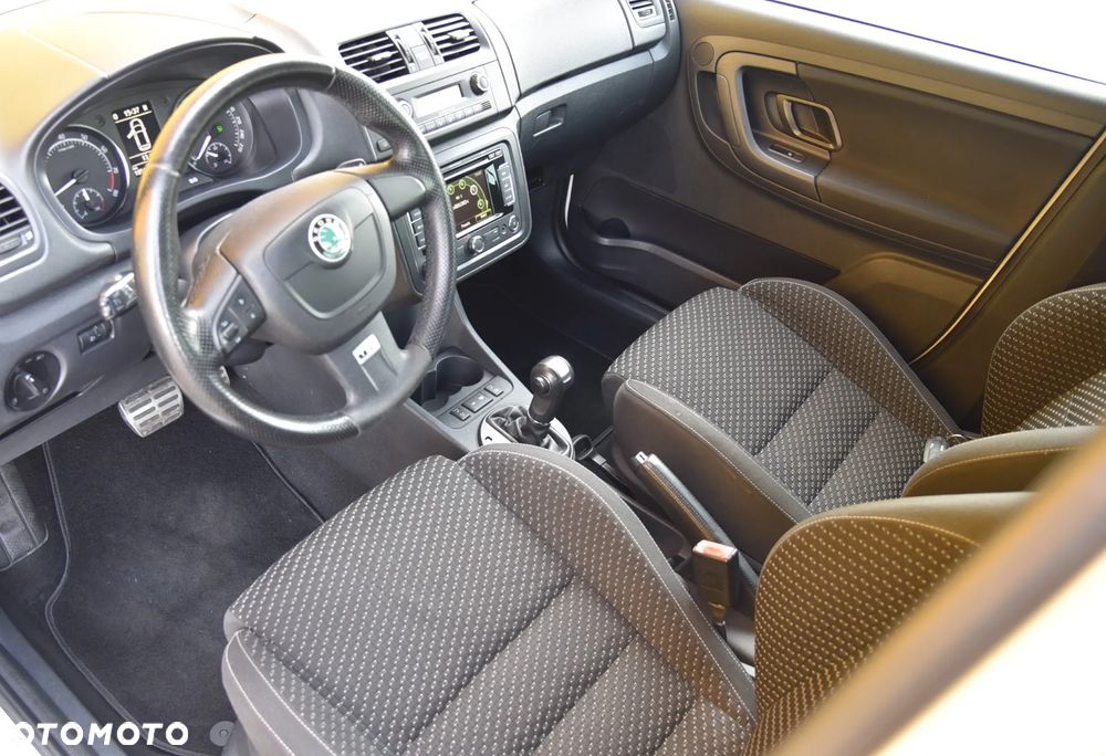 Skoda Fabia 1.4 TSI DSG RS - 13