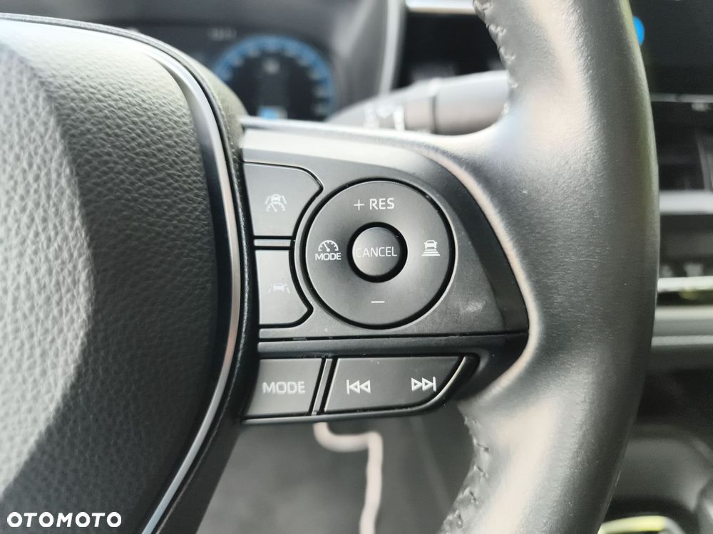 Toyota Corolla 1.8 Hybrid Comfort - 24
