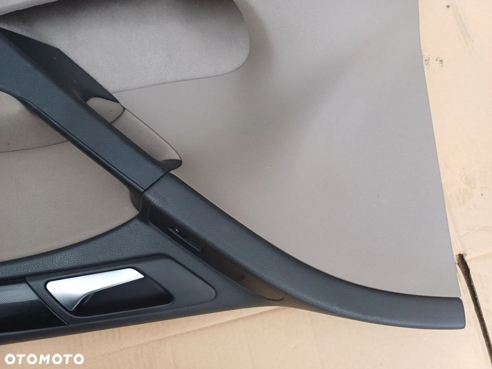 Golf VI Boczki drzwi przod tył 5D europa 5k - 32