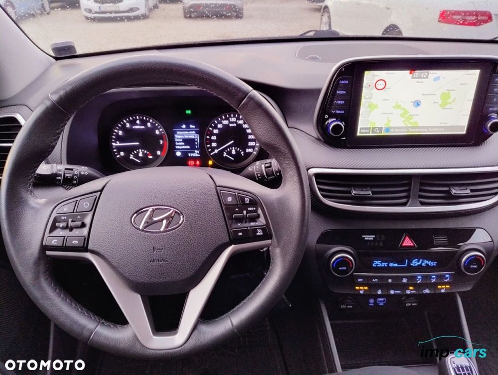 Hyundai Tucson - 8