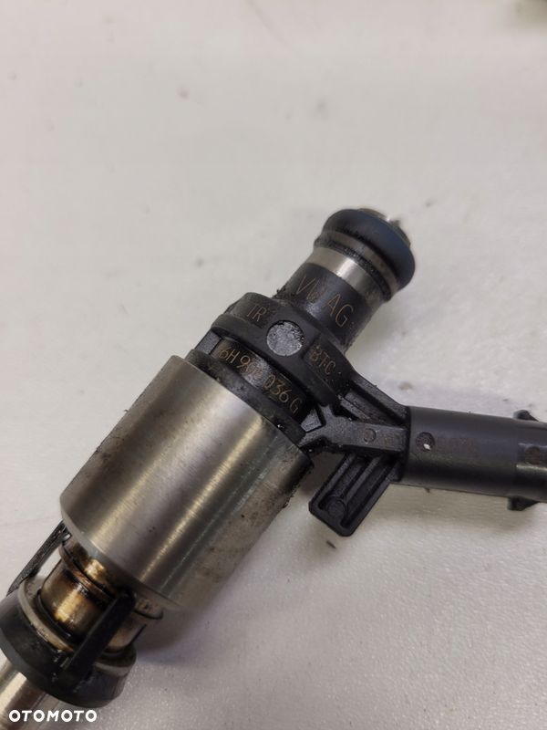 WTRYSK WTRYSKIWACZ AUDI VW 1.8 2.0 TFSI 06H906036G - 2