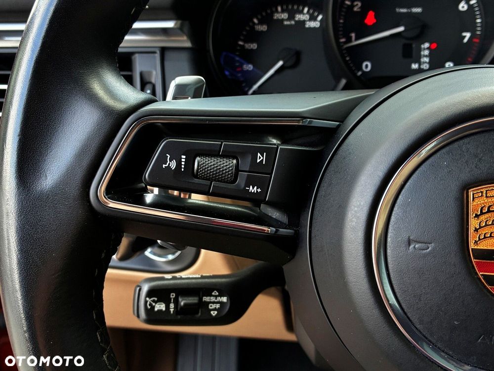 Porsche Macan - 23