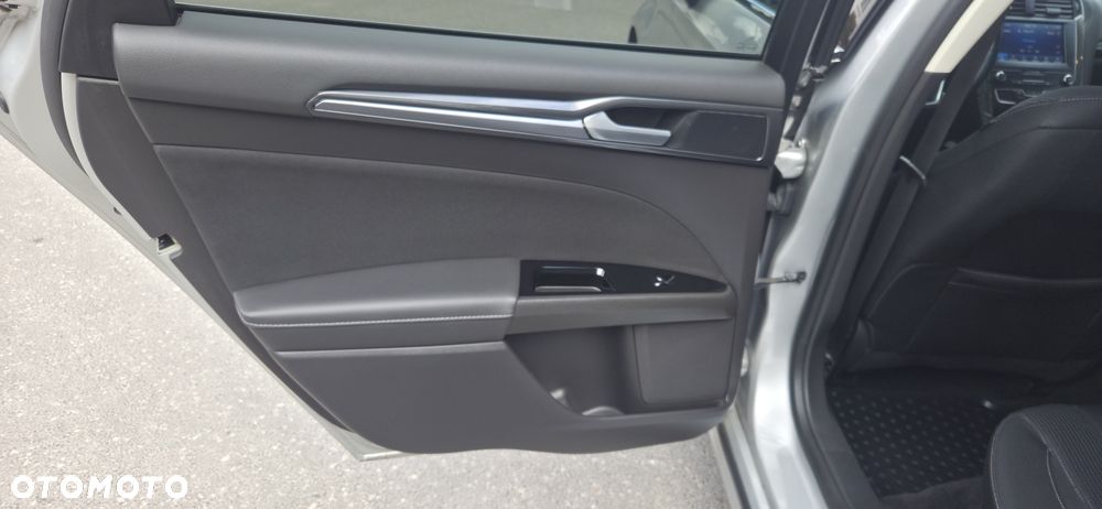 Ford Mondeo 2.0 EcoBlue Trend - 13