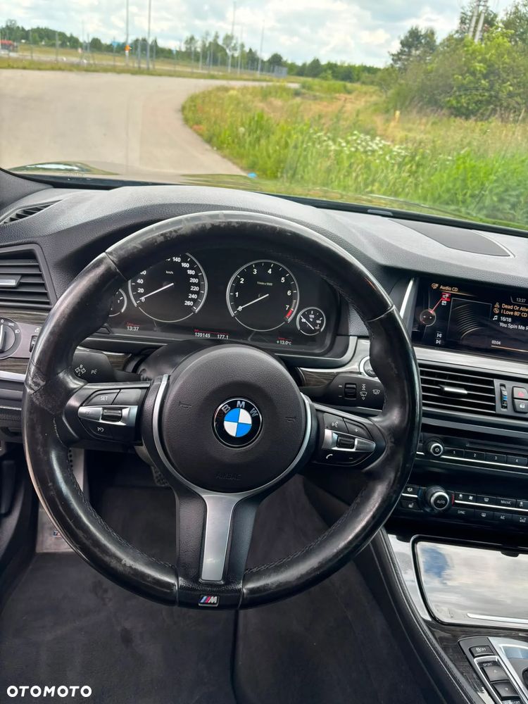 BMW Seria 5 535i xDrive Luxury Line - 13