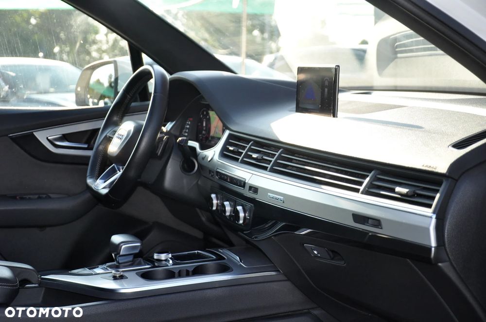 Audi Q7 - 37