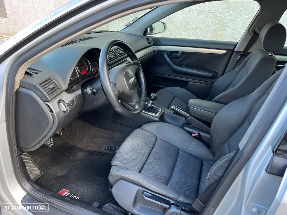 Audi A4 2.5 TDI quattro S-line - 9