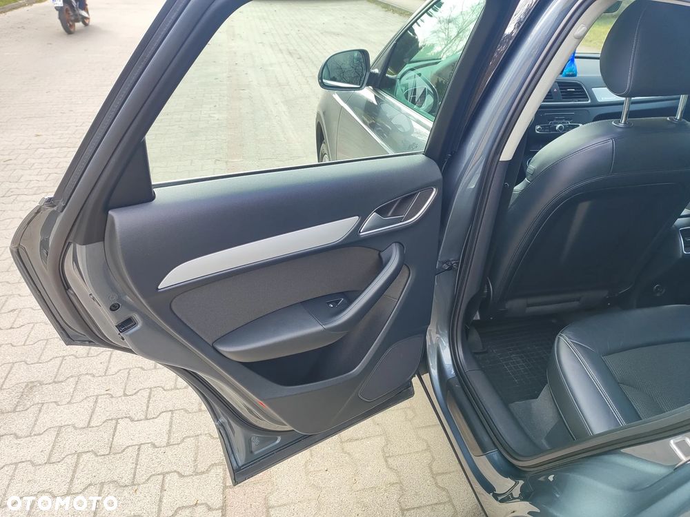 Audi Q3 35 TDI Quattro S tronic S line - 36