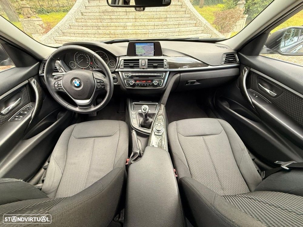 BMW 320 d Touring EfficientDynamics - 8