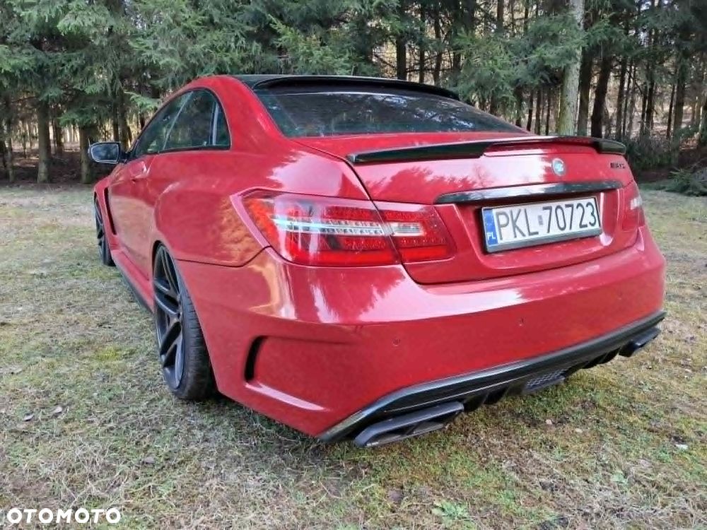 Mercedes-Benz Klasa E - 9