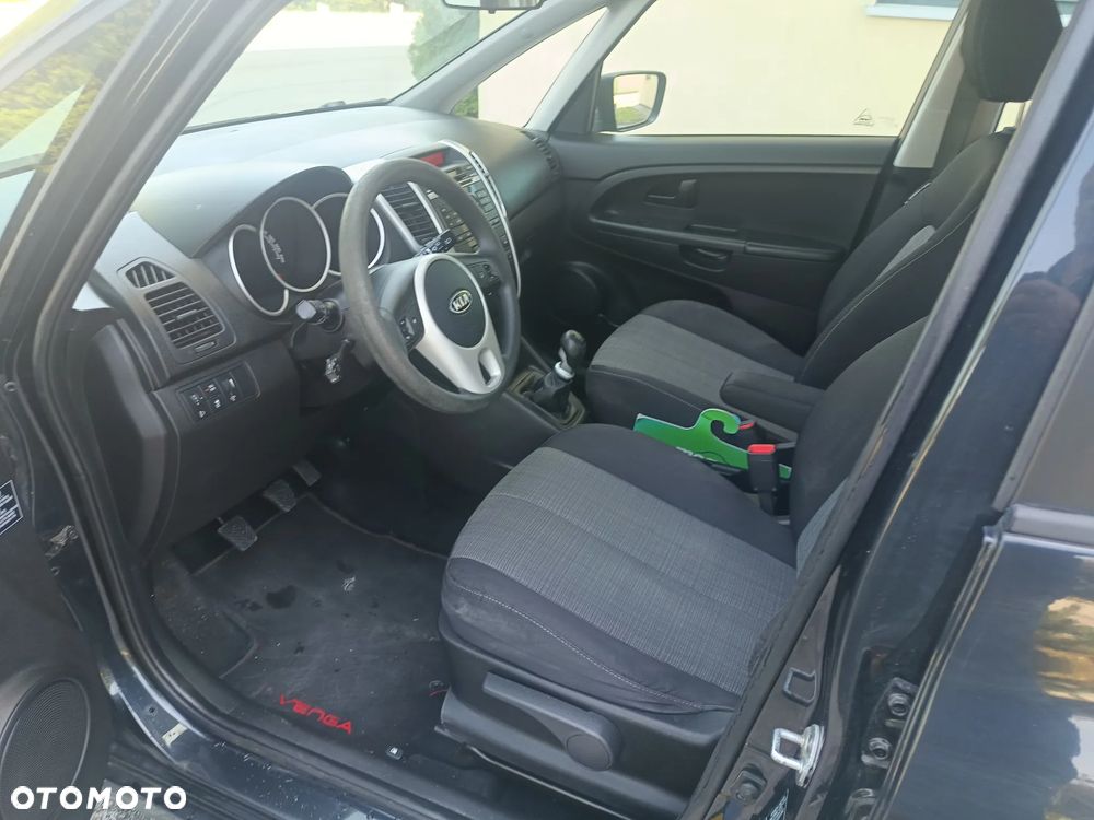 Kia Venga 1.4 CRDi 90 Spirit - 9