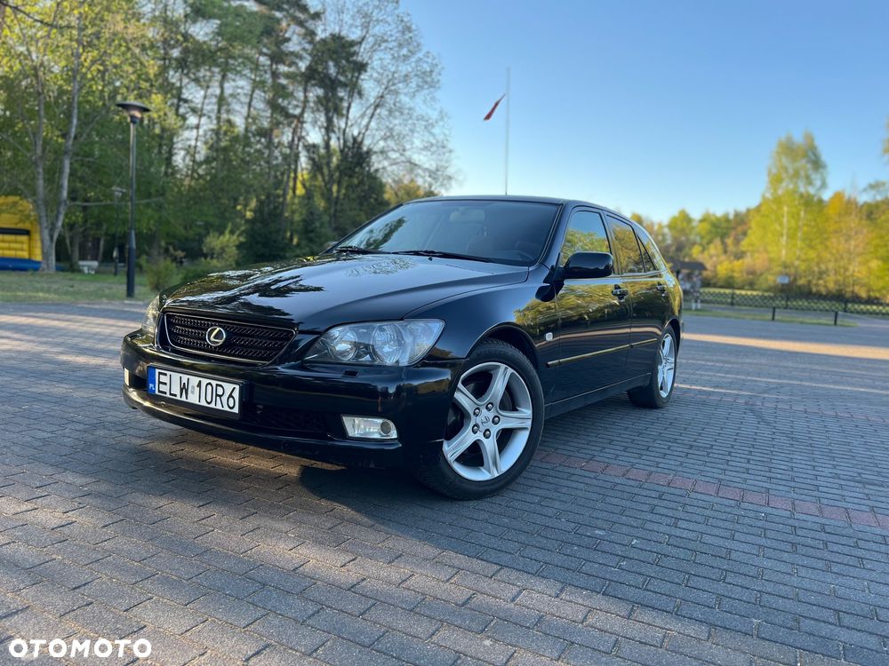 Lexus IS 300 Prestige - 1