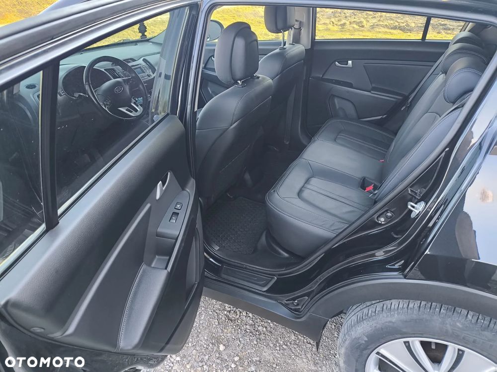 Kia Sportage 2.0 CRDI 4WD Automatik Spirit - 11