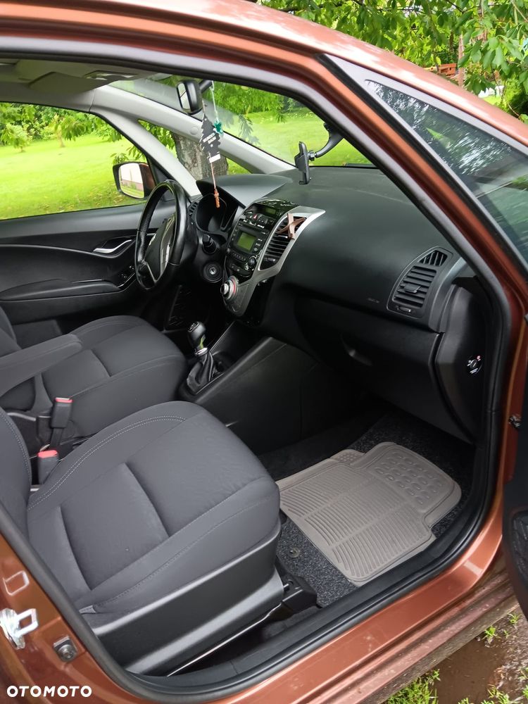 Hyundai ix20 - 13