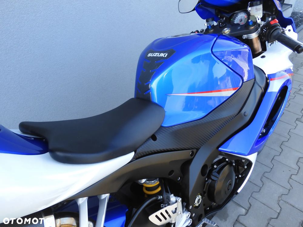 Suzuki GSX-R - 10