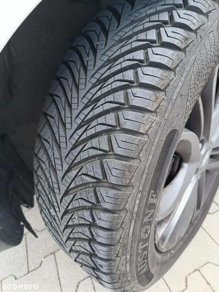 Hyundai ix35 1.6 2WD blue Comfort - 24