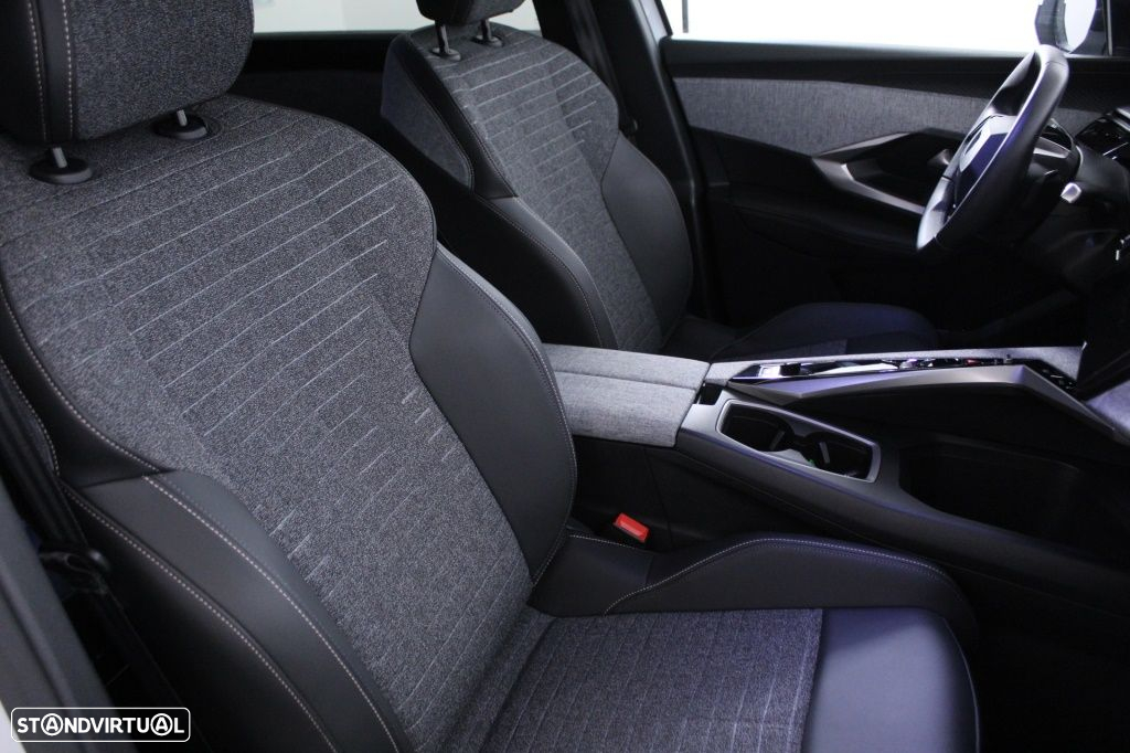 Peugeot 5008 1.2 Hybrid Allure e-DCS6 - 14