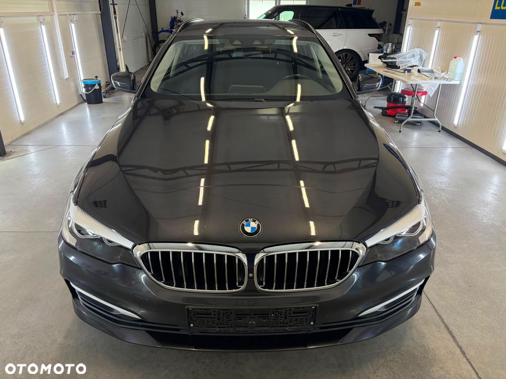 BMW Seria 5 520d Luxury Line - 6