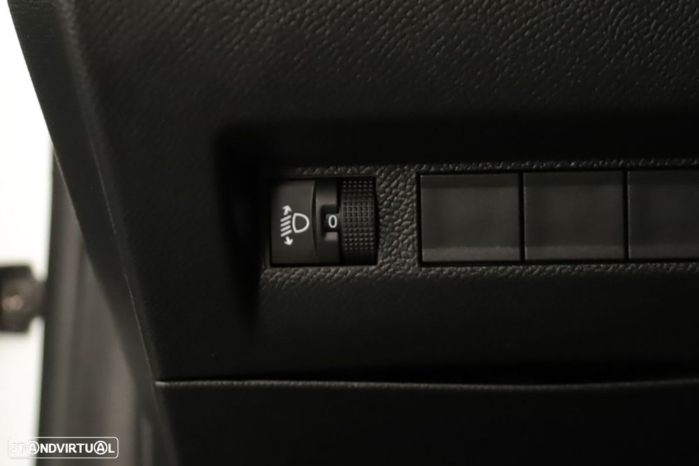 Peugeot e-208 50 kWh Style - 20