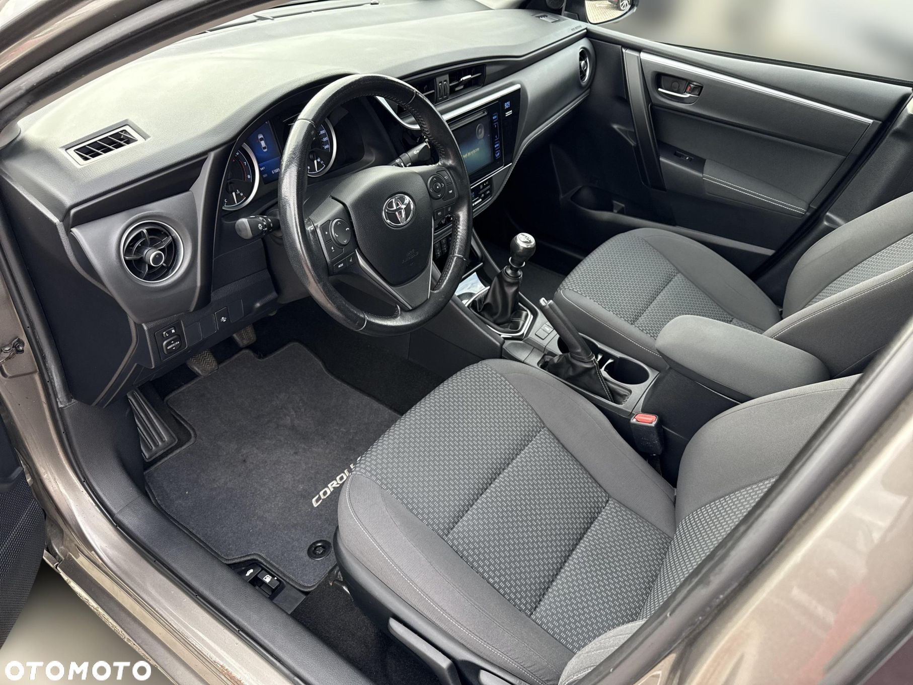 Toyota Corolla 1.6 Premium EU6 - 9