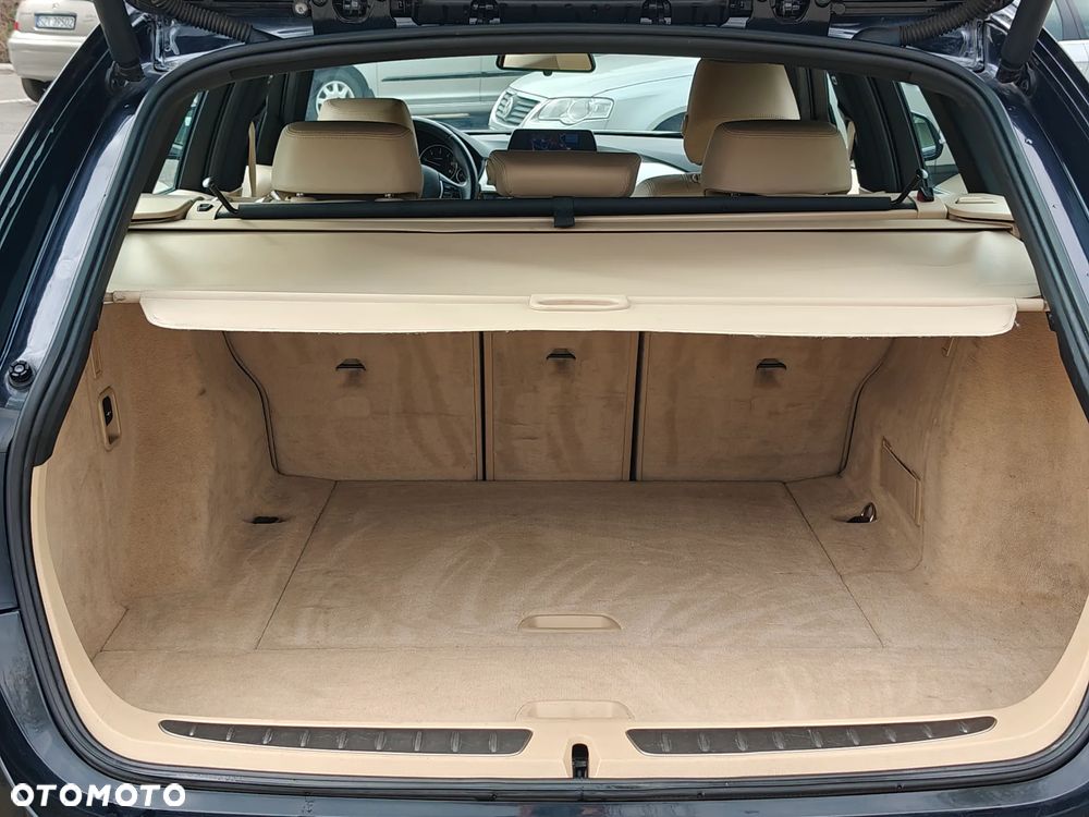 BMW Seria 3 320d - 22