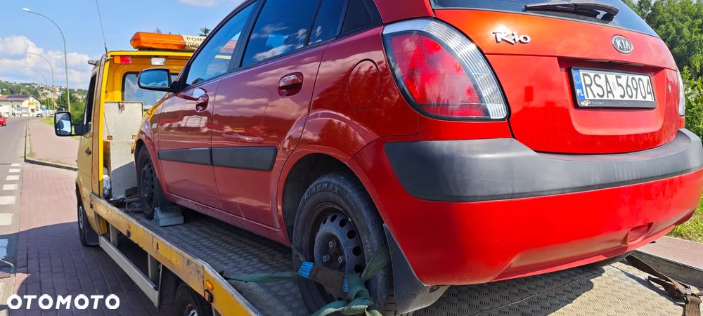 Kia Rio 1.4 EX - 12