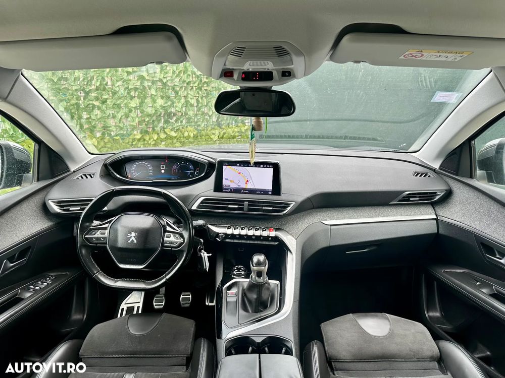 Peugeot 3008 - 8