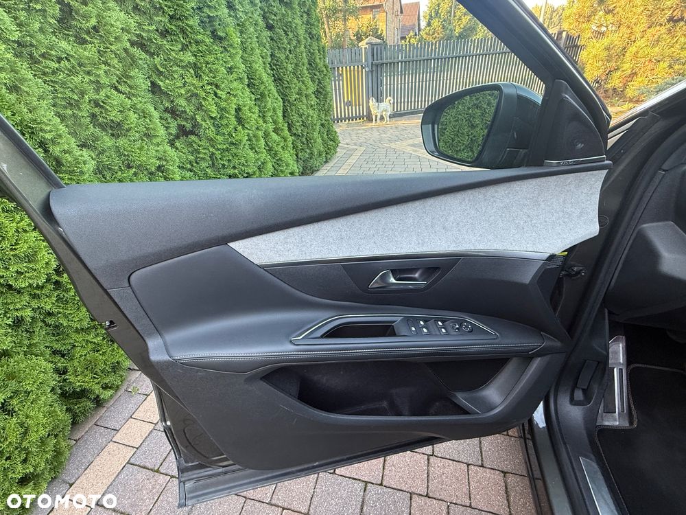 Peugeot 5008 BlueHDi 180 EAT8 GT - 28