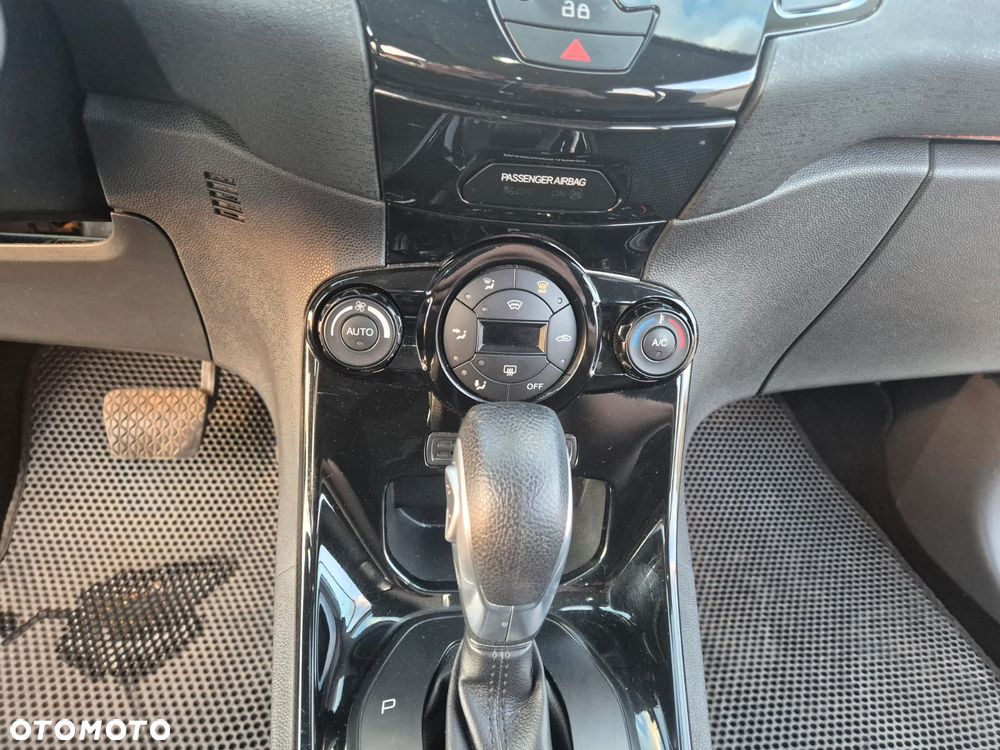 Ford Fiesta 1.6 Titanium MPS6 - 24