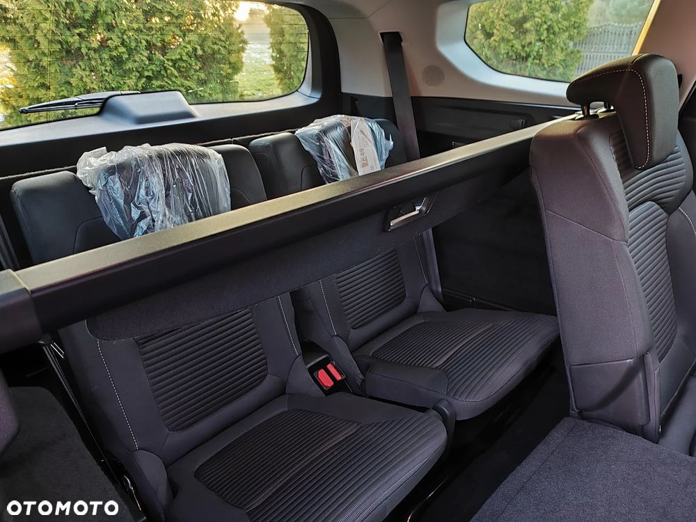 Renault Grand Scenic - 19