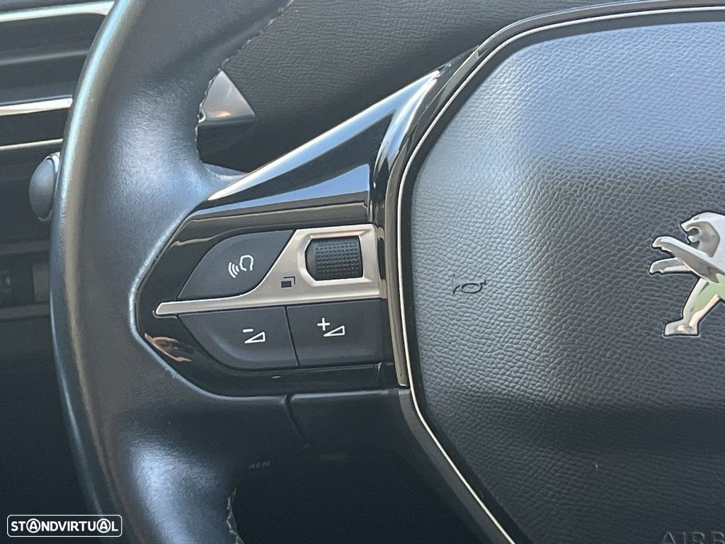 Peugeot 3008 1.5 BlueHDi Allure Pack - 9
