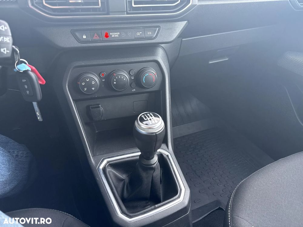 Dacia Logan TCe 90 MT6 Comfort - 19