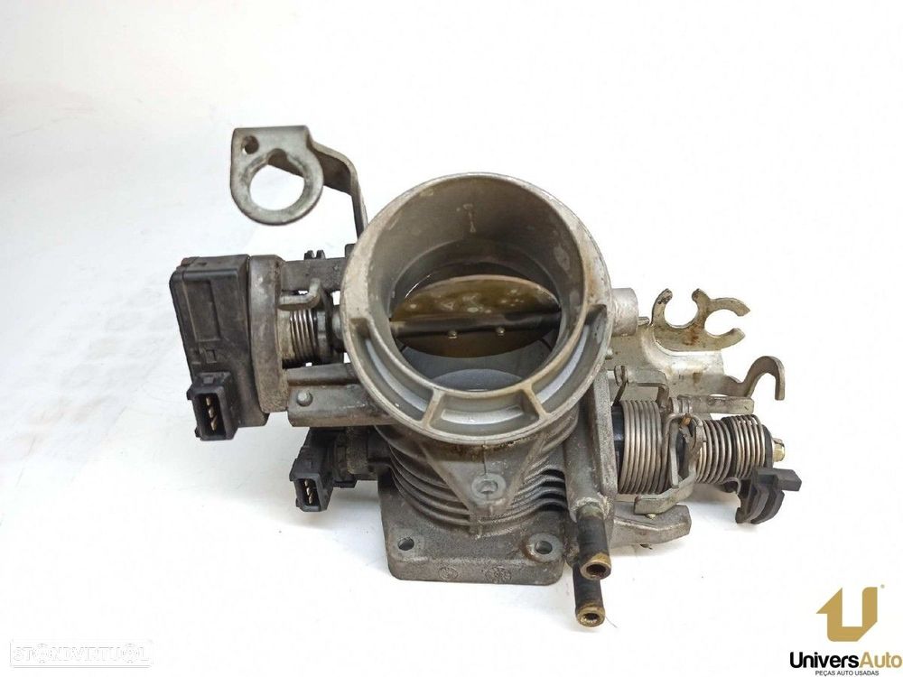 CORPO DE BORBOLETAS BMW SERIE 5 BERLINA (E39) 523I - 4