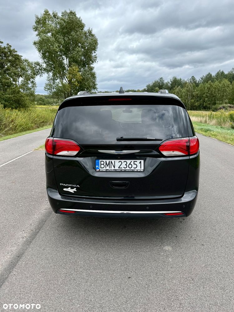Chrysler Pacifica - 7